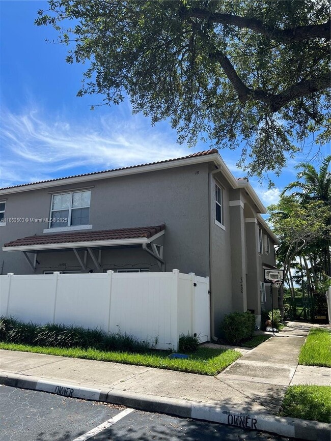 property at 12498 SW 54th St