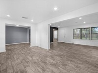 9911 Inverloch Way in Humble, TX - Building Photo - Building Photo