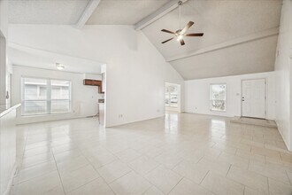 1907 Sedgie Dr in Houston, TX - Building Photo - Building Photo