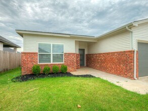 15108 Jasper Ct in Edmond, OK - Building Photo - Building Photo