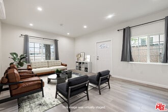 10136 Forbes Ave in Los Angeles, CA - Building Photo - Building Photo