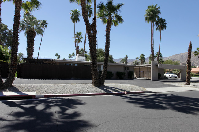 73201 Tumbleweed Ln in Palm Desert, CA - Building Photo - Building Photo