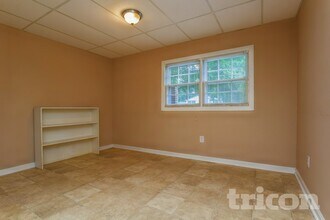 761 San Miguel Dr in Stone Mountain, GA - Building Photo - Building Photo