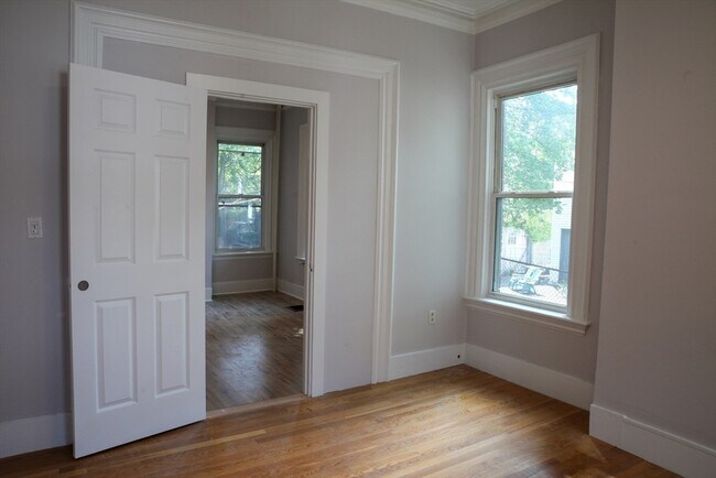 101 Whitwell St, Unit 1 in Quincy, MA - Building Photo - Building Photo