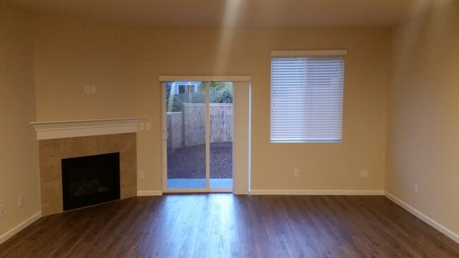 12817 SE 155th Ave in Happy Valley, OR - Building Photo - Building Photo