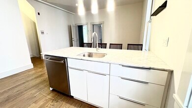 15 Boardman St in Cambridge, MA - Building Photo - Building Photo