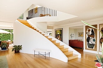 4301 Cromwell Ave in Los Angeles, CA - Building Photo - Building Photo
