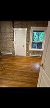 1152 Queen St E in Toronto, ON - Building Photo - Building Photo