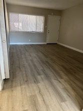 117 E Wakefield Ave in Anaheim, CA - Building Photo - Building Photo