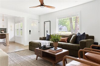 2086 Harold Ave SE in Smyrna, GA - Building Photo - Building Photo
