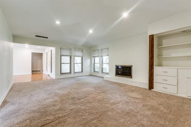2000 Geneva Dr in Richardson, TX - Building Photo - Building Photo