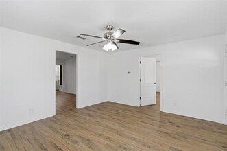 920 W Ford St in Denison, TX - Building Photo - Building Photo