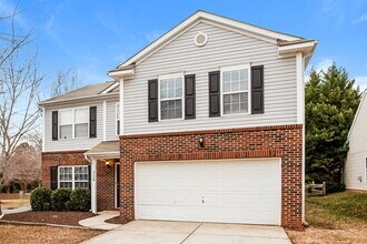 3726 Larkhaven Village Dr in Charlotte, NC - Building Photo - Building Photo