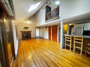 6 Lincoln St in Hopkinton, MA - Building Photo - Building Photo