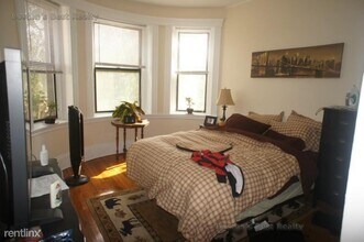 1317 Commonwealth Avenue in Boston, MA - Building Photo - Building Photo