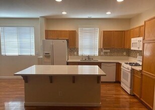 15047 Amorose St in Lake Elsinore, CA - Building Photo - Building Photo