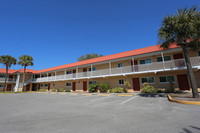 Arbors at Padgett Estates in Tampa, FL - Building Photo - Building Photo