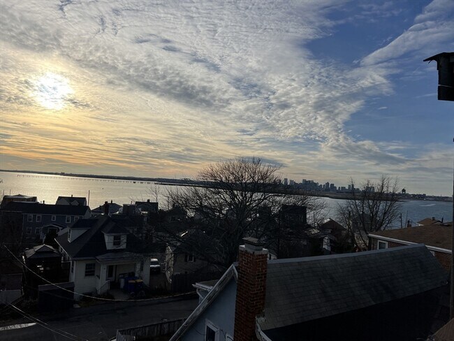 49R Siren St in Winthrop, MA - Building Photo - Building Photo