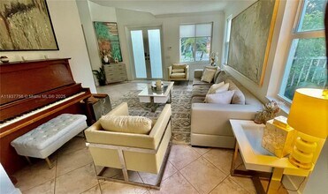 4093 Staghorn Ln in Weston, FL - Building Photo - Building Photo