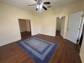 376 W Walters St in Lewisville, TX - Building Photo - Building Photo