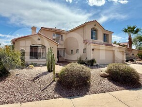 9087 E Caribbean Ln in Scottsdale, AZ - Building Photo - Building Photo