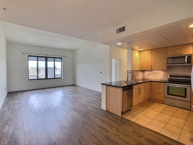 property at 88 Bush St