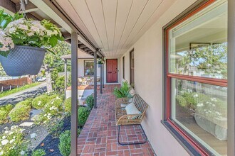 4053 Huntington in Oakland, CA - Building Photo - Building Photo