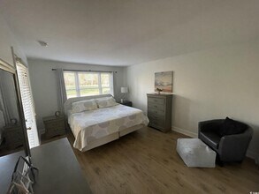 120 Weehawka Way in Pawleys Island, SC - Building Photo - Building Photo