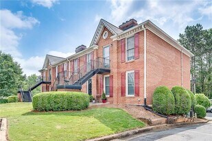 1166 Booth Rd in Marietta, GA - Building Photo
