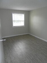 930 Hostetler Rd-Unit -M in Orrville, OH - Building Photo - Building Photo