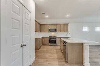 4908 Pebblewood Dr in McKinney, TX - Building Photo - Building Photo