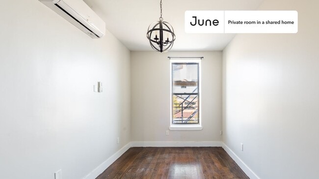 Room in Shared 4 bed/2 bath home in New York, NY - Foto de edificio - Building Photo