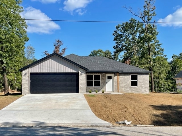 property at 277 Kinross Dr