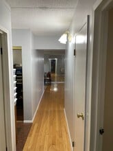 50 Broadlawn Park, Unit 410 in Boston, MA - Foto de edificio - Building Photo