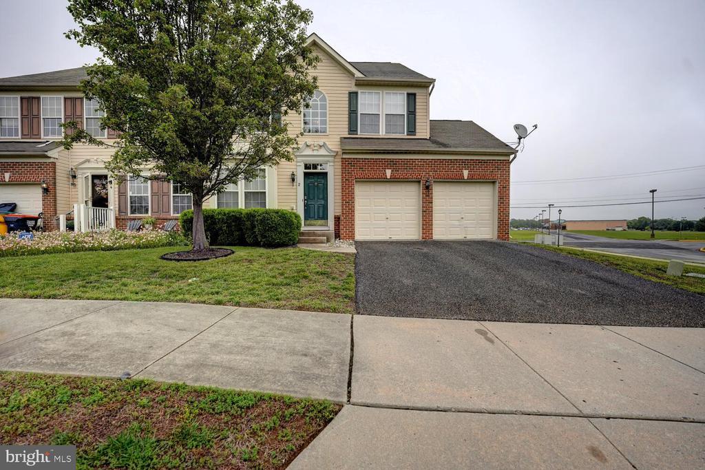 2 N Cummings Dr in Middletown, DE - Building Photo