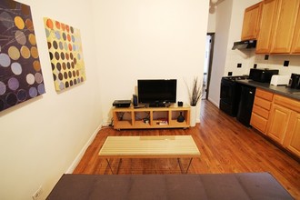 East Village Furnished Apartment in New York, NY - Foto de edificio - Building Photo