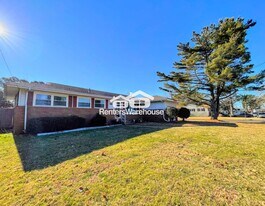 5801 Townley Ave in Norfolk, VA - Building Photo