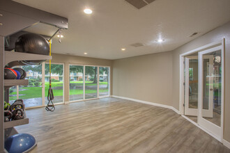 Silver Oak Apartments in Vancouver, WA - Building Photo - Building Photo