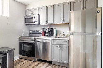 708 North Carolina Ave SE in Washington, DC - Building Photo - Building Photo