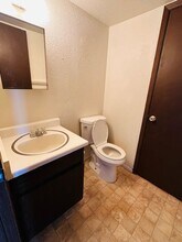 185 Monroe Ave in Green River, WY - Foto de edificio - Building Photo