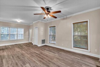 131 Brisbon Hall Dr in Richmond Hill, GA - Building Photo - Building Photo