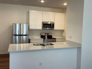 300 Aaran Way in Yukon, OK - Building Photo - Building Photo