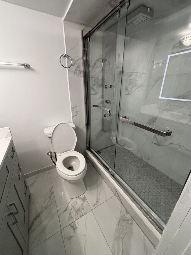 39 Sugarcane Av in Brampton, ON - Building Photo - Building Photo