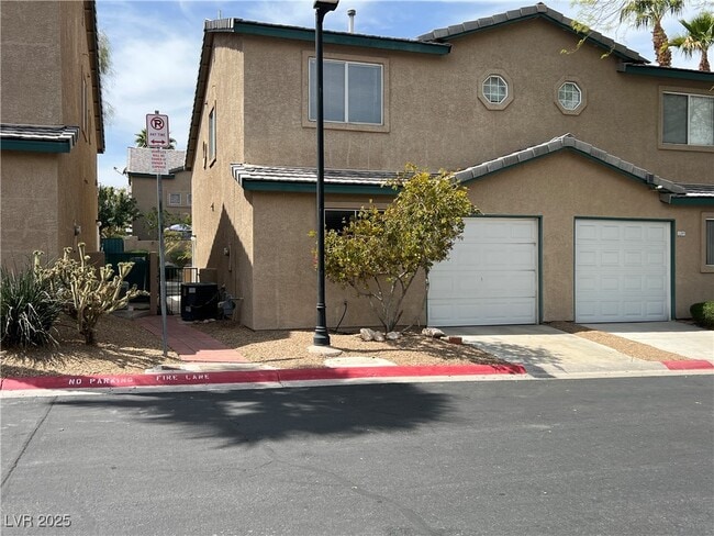 5253 S Westwind Rd in Las Vegas, NV - Building Photo - Building Photo