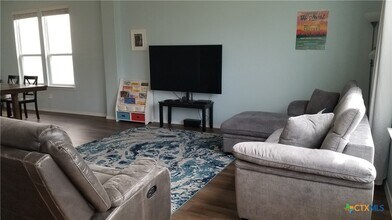 4044 Sun Meadow Ln. in Seguin, TX - Building Photo - Building Photo