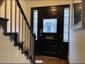 47 Sheldon St, Unit 2A in Providence, RI - Foto de edificio - Building Photo