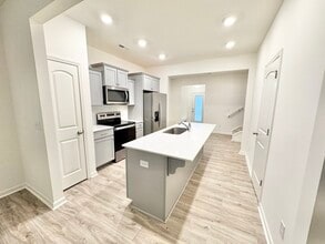 104 Grover Ct in Mooresville, NC - Building Photo - Building Photo