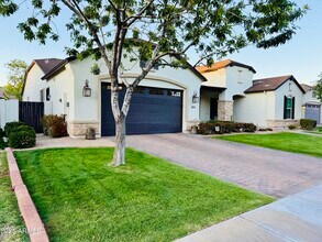 804 W Claremont St in Phoenix, AZ - Building Photo - Building Photo