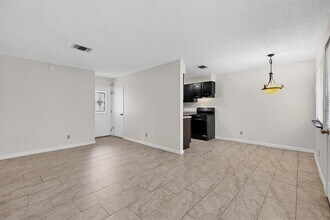 6605 Bluestone St in Austin, TX - Building Photo - Building Photo