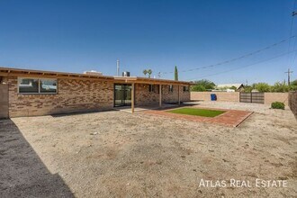 8835 E Bluefield St in Tucson, AZ - Building Photo - Building Photo